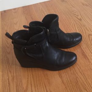 UGG waterproof black boots size 9